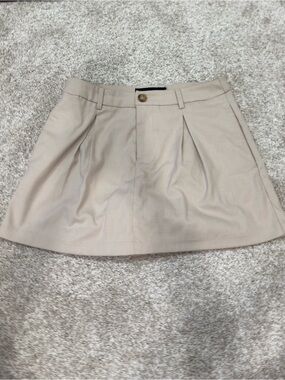 NWOT Tailored Pleated Mini Skort - Beige High Waist Khaki